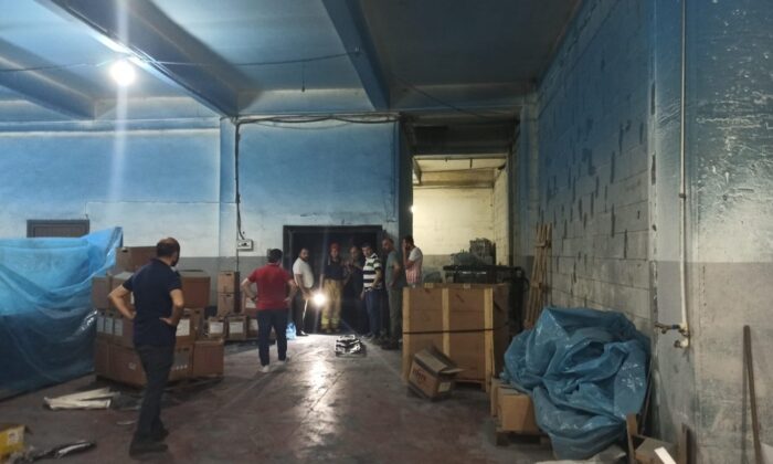 Asansör boşluğuna düşen işçi yaralı olarak kurtarıldı