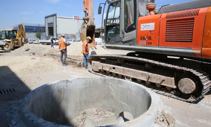 ASKİ, OSTİM’in eskiyen kanalizasyon sistemini yeniliyor