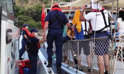 Aslan balığına bastı, hastaneye kaldırıldı