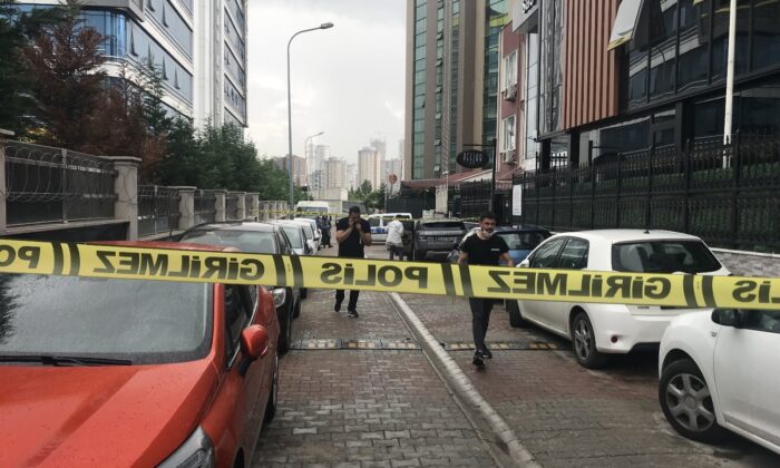 Ataşehir’de lüks araç içinde kadına silahlı saldırı: 1 ölü