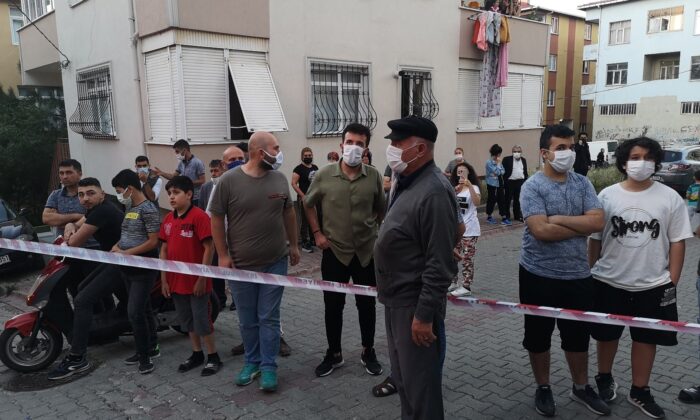 Ataşehir’de marangoz atölyesinde yangın