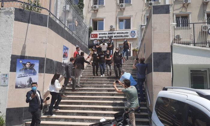 Ataşehir’de öldürülen Sibel Koçan’ın katil zanlıları adliyeye sevk edildi