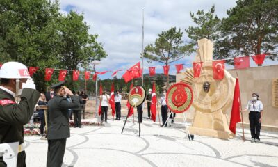 Atatürk’ün Sivas’a Gelişinin 102. Yıl Dönümü İlk Adım Anıtında kutlandı