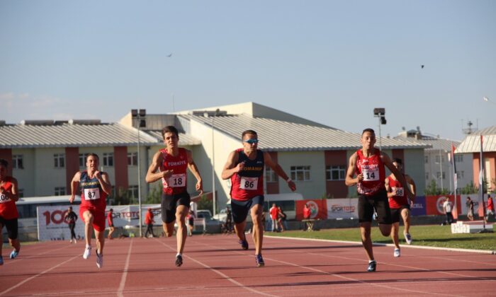 Atletler Erzurum’da ter dökecek