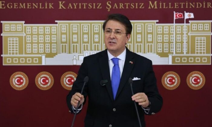 Aydemir Atatürk Üniversitesini TBMM gündemine taşıdı