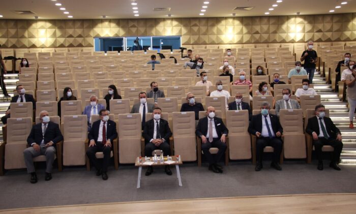 Aydın, havaalanı için tek yumruk oldu