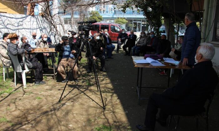 AYKONUT mağdurları dertlerini yıkılan evlerinin önünde anlatacak