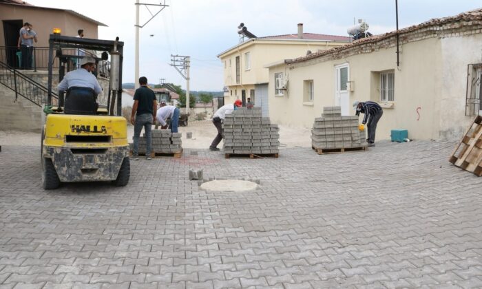 Azimli Mahallesi’ne 42 bin metrekarelik üstyapı çalışması