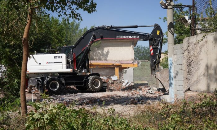 Bağlar’da kamulaştırılan 5 yapının yıkımı gerçekleşti