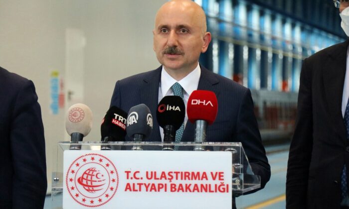 Bakan Karaismailoğlu: “160 kilometre hıza ulaşan Milli Elektrikli Treni bu yıl içerisinde milletimizin hizmetine sunacağız”