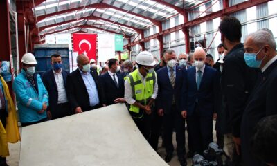 Bakan Karaismailoğlu Darıca sahilindeki metro çalışmalarını inceledi