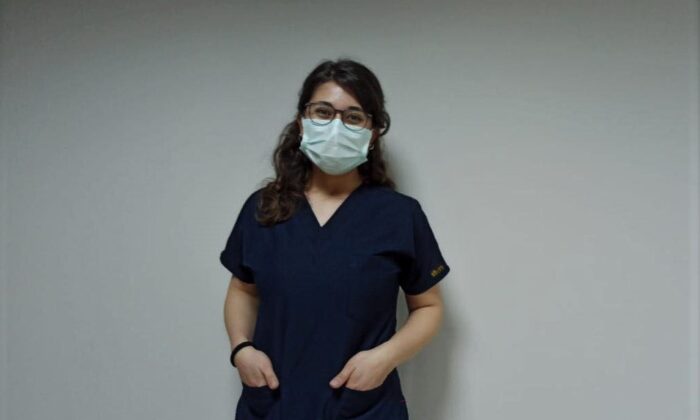 Bakan Koca, Kütahyalı sağlık çalışanlarını tebrik etti