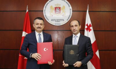 Bakan Pakdemirli, Gürcistan Çevre Koruma ve Tarım Bakanı Davitaşvili ile görüştü