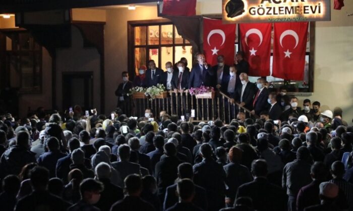 Bakan Soylu’dan, Vali Çiçek ve Frig Projesi’ne övgü