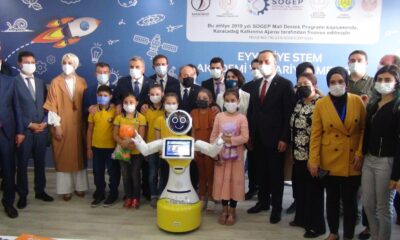 Bakan Varank açılışlarını yaptığı merkezleri ziyaret etti