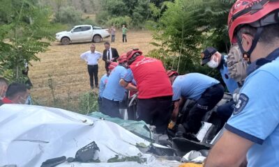 Balıkesir’de feci kaza: 3 ölü