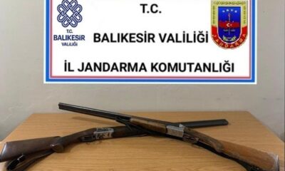 Balıkesir’de jandarmadan aranan 21 şahsa gözaltı