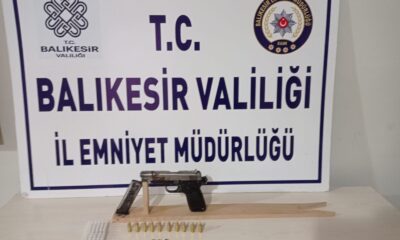 Balıkesir’de polis 12 aranan şahsı gözaltına aldı