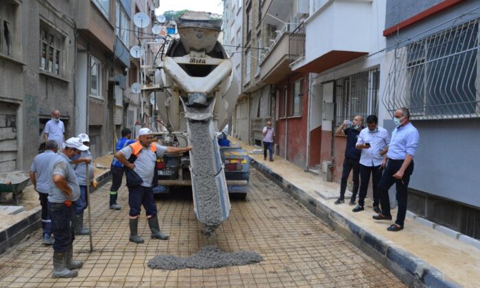 Balıkpazarı yolları yenileniyor