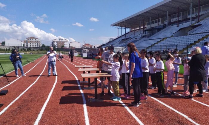 Bandırmalı sporcular modern pentatlon ile tanıştı