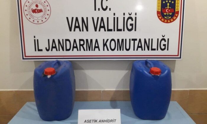 Başkale’de 66 litre asetik anhidrit ele geçirildi
