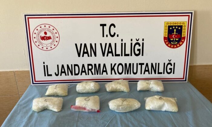 Başkale’de 7 kilo 621 gram metamfetamin ele geçirildi