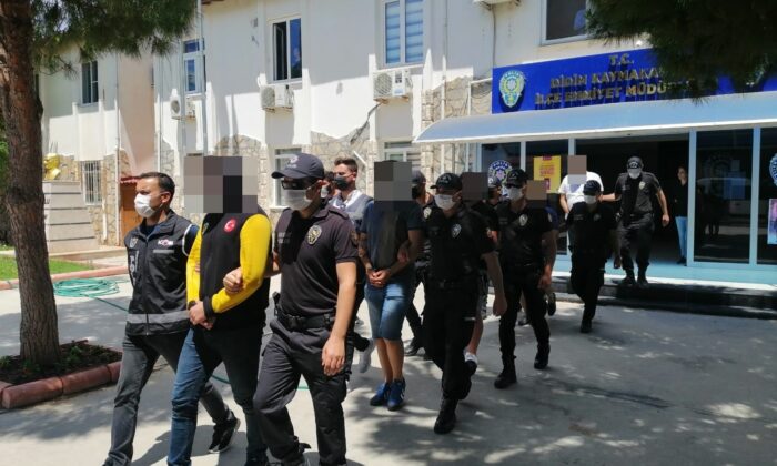 Başkan Atabay’a saldırıda yakalanan şüpheliler adliyeye sevk edildi