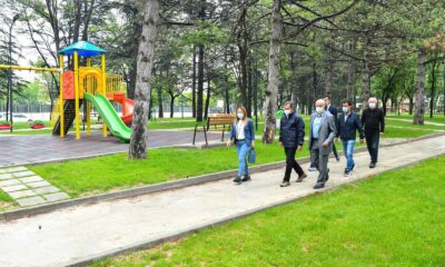 Başkan Ataç parkları yerinde inceledi