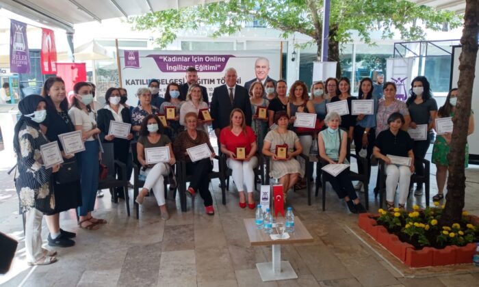 Başkan Atay’dan Efelerli kadınlara yurtdışı sözü