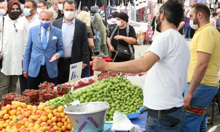 Başkan Aydıner esnafı ziyaret ederek taleplerini dinledi