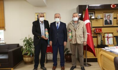 Başkan Aygün’den konuklarına taşköprü aspir yağı