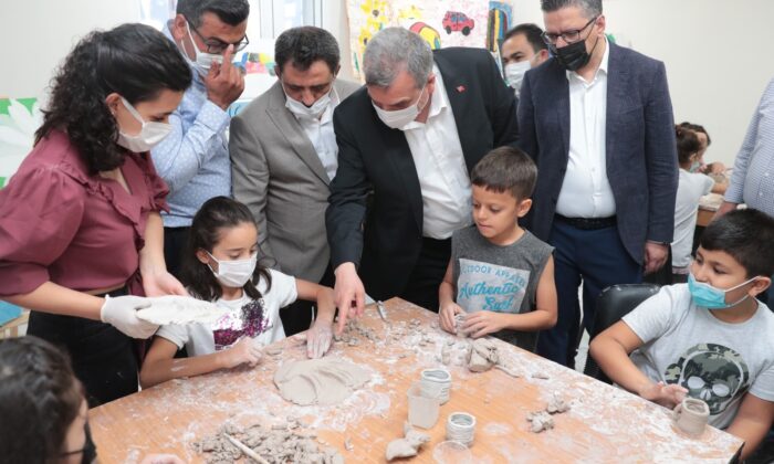 Başkan Beyazgül Halfeti’de temaslarda bulundu