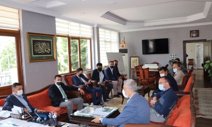 Başkan Biçer’e ziyaret