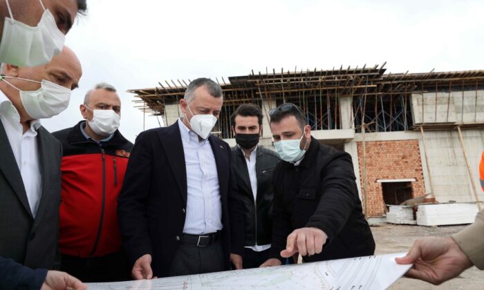 Başkan Büyükakın, “Tüm çabamız daha hızlı olmak için”