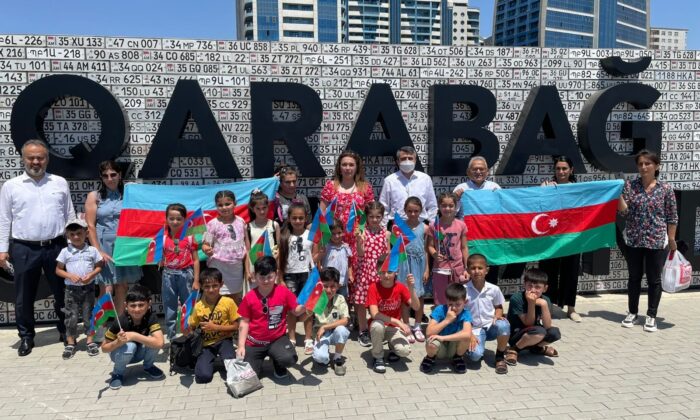 Başkan Büyükkılıç Bakü’de Türk ve Azerbaycan şehitliklerini ziyaret etti