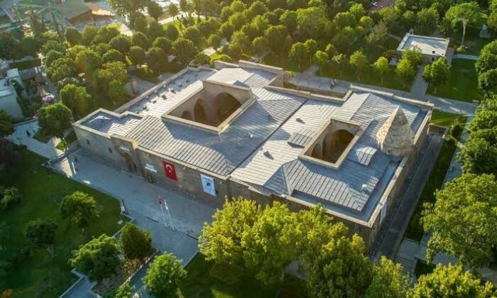 Başkan Büyükkılıç Tarihi Kentler Birliği Encümeni’ne yeniden seçildi