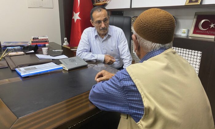 Başkan Dağtekin parti binasında vatandaşlarla buluştu