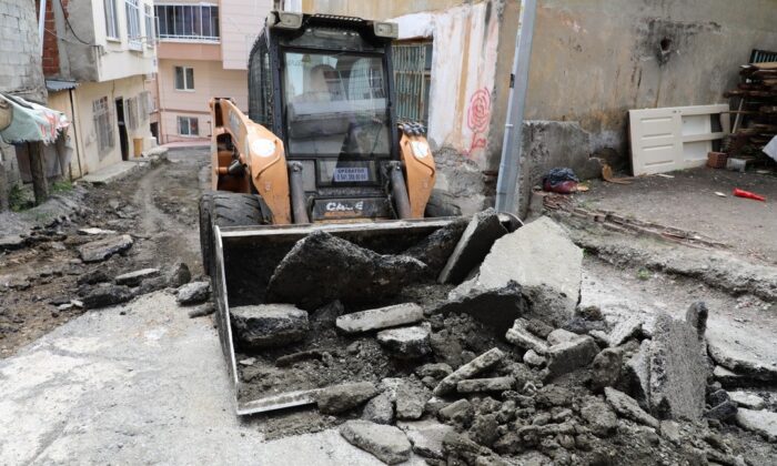 Başkan Demirtaş: “İlçemizi baştan aşağı elden geçiriyoruz”