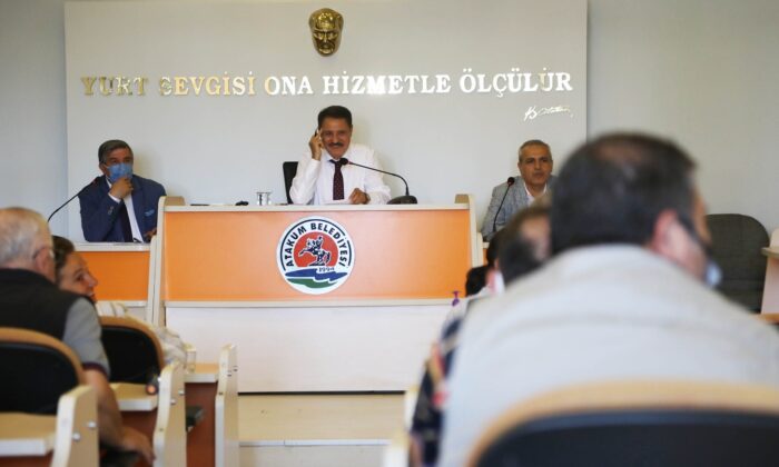 Başkan Deveci: “Kentte demokrasi, ülkede demokrasi”