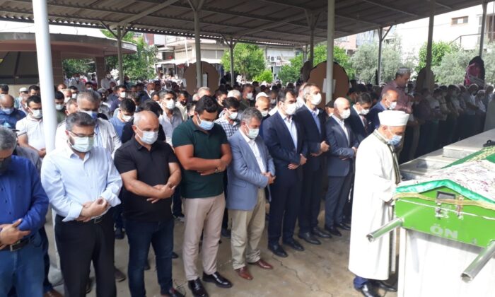 Başkan Erol’un annesi son yolculuğuna uğurlandı