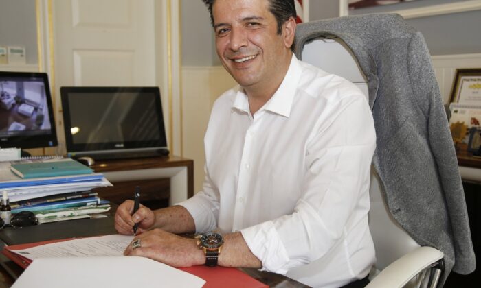 Başkan Genç’den personele 2 bin 950 TL promosyon