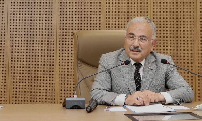 Başkan Güler: “Dedikodu yapmayın, karnınızdan konuşmayın”