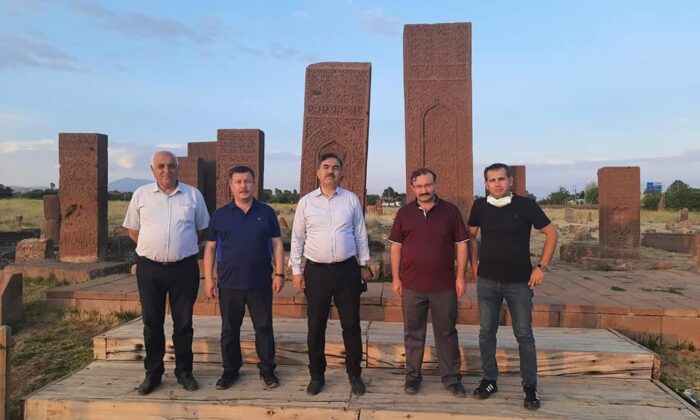 Başkan Hüseyin Doğan: ’’Ahlat ilçesini her vatandaşımız görmeli’’