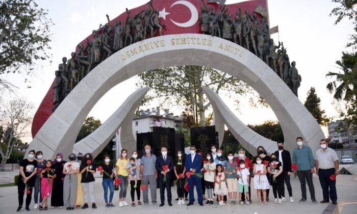 Başkan Kara “Babalar Günü”nde şehit aileleriyle bir araya geldi