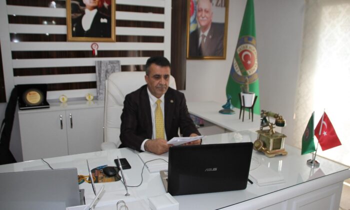 Başkan Kılıç çiftçilerin kuraklık sorununu anlattı