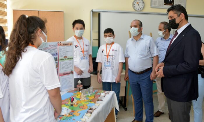 Başkan Serkan Acar, öğrencilerin proje heyecanına ortak oldu