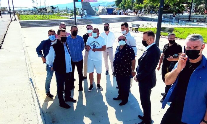 Başkan Yılmaz Edremit’te esnafı dinledi