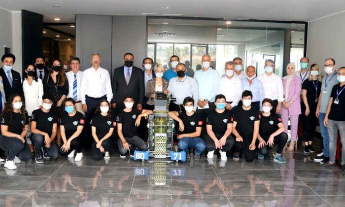 Başkan Yılmaz ve MEP üyeleri Model Fabrikayı gezdi