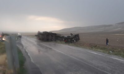 Başkent’te yağış beraberinde kazaları da getirdi