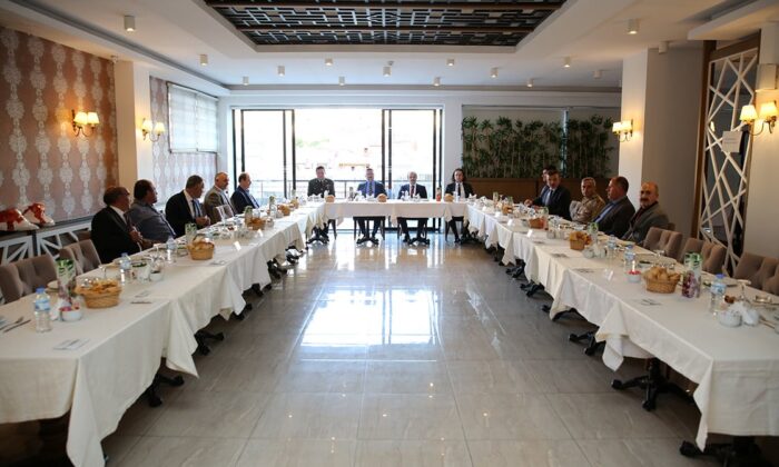 Başsavcı Bıçakcı ve Adalet Komisyonu Başkanı Bilgin için veda yemeği düzenlendi